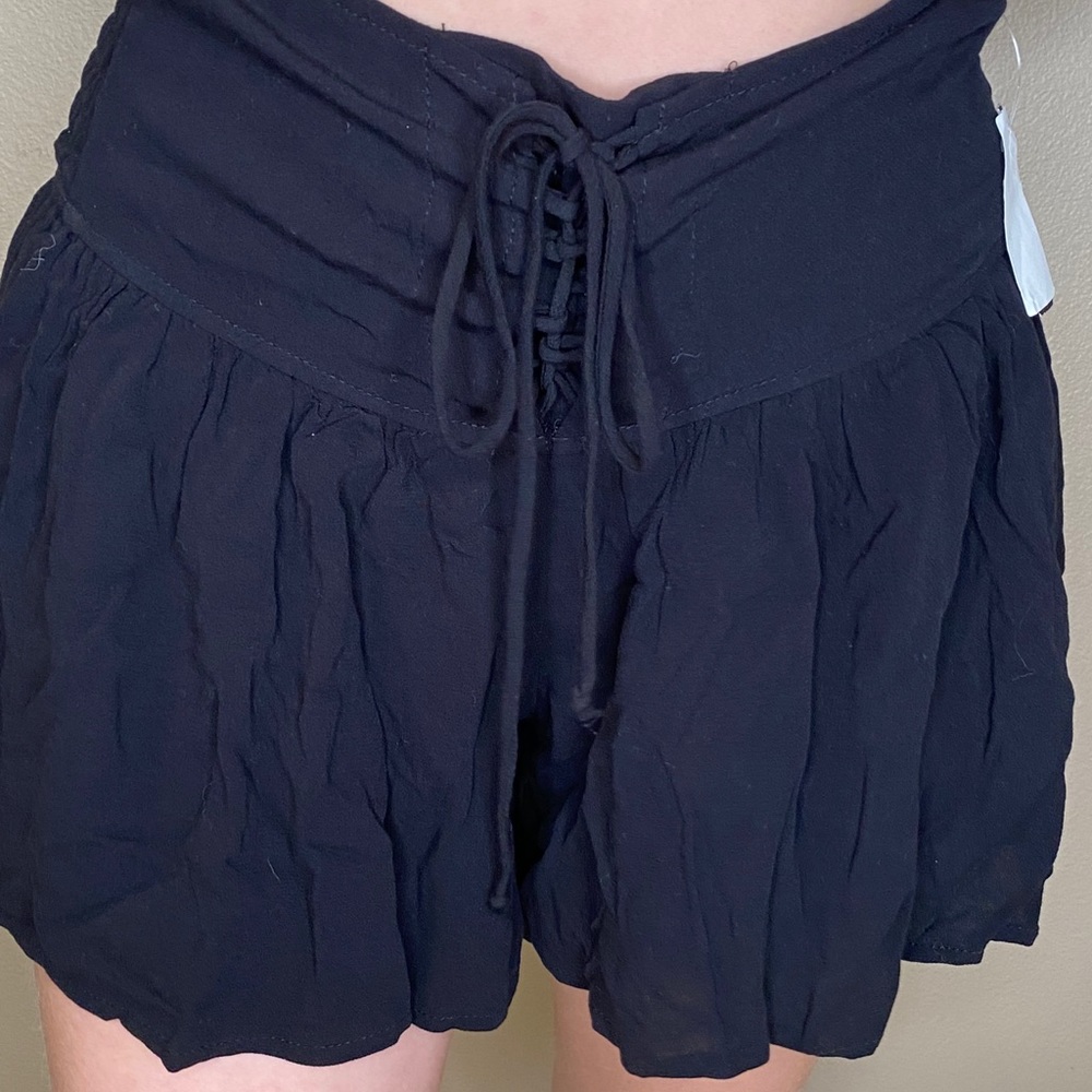 NWT Olivaceous Black Skort